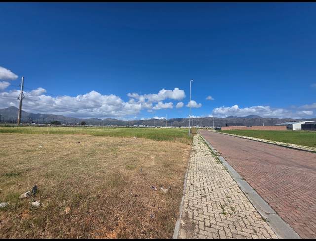 20,887M² VACANT LAND TO LET IN BROADLANDS PARK